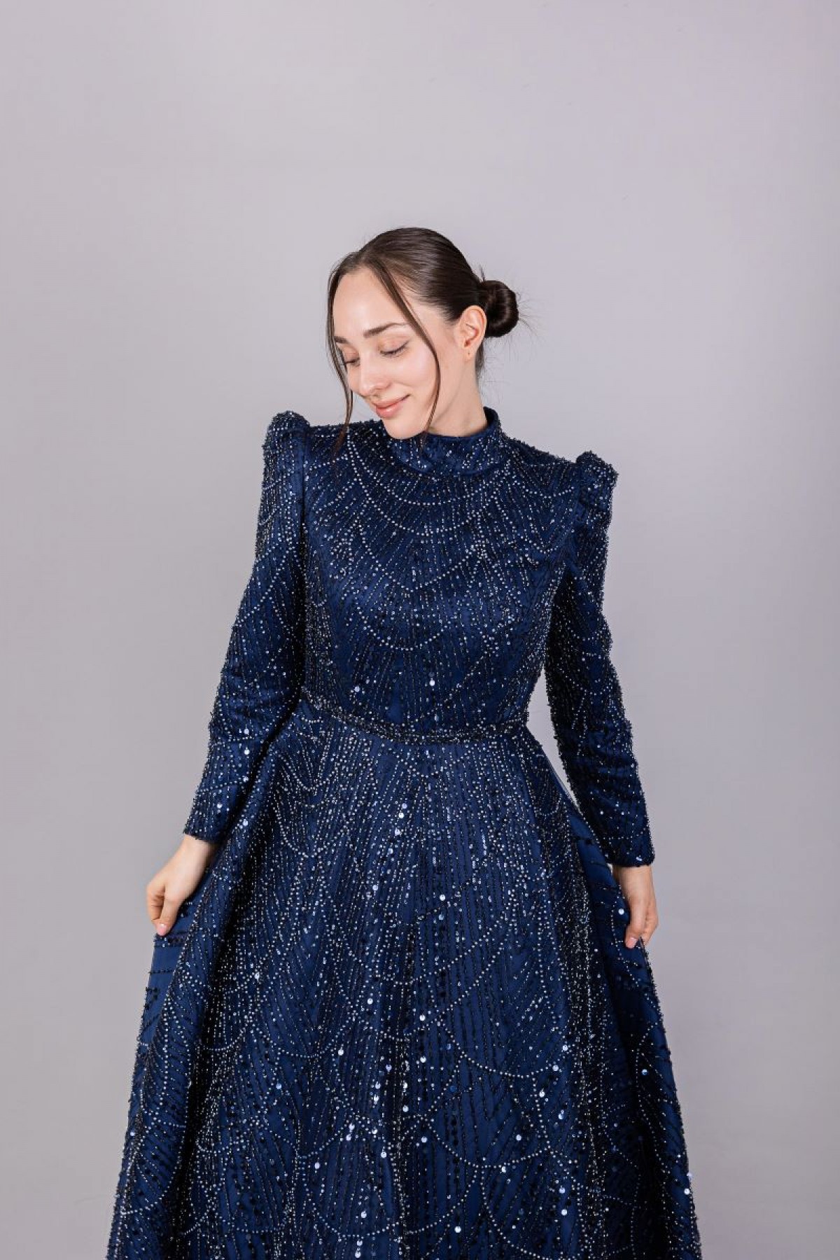 Ravi Rental Dress Laura Elbise Ravi Rental Dress Laura Elbise